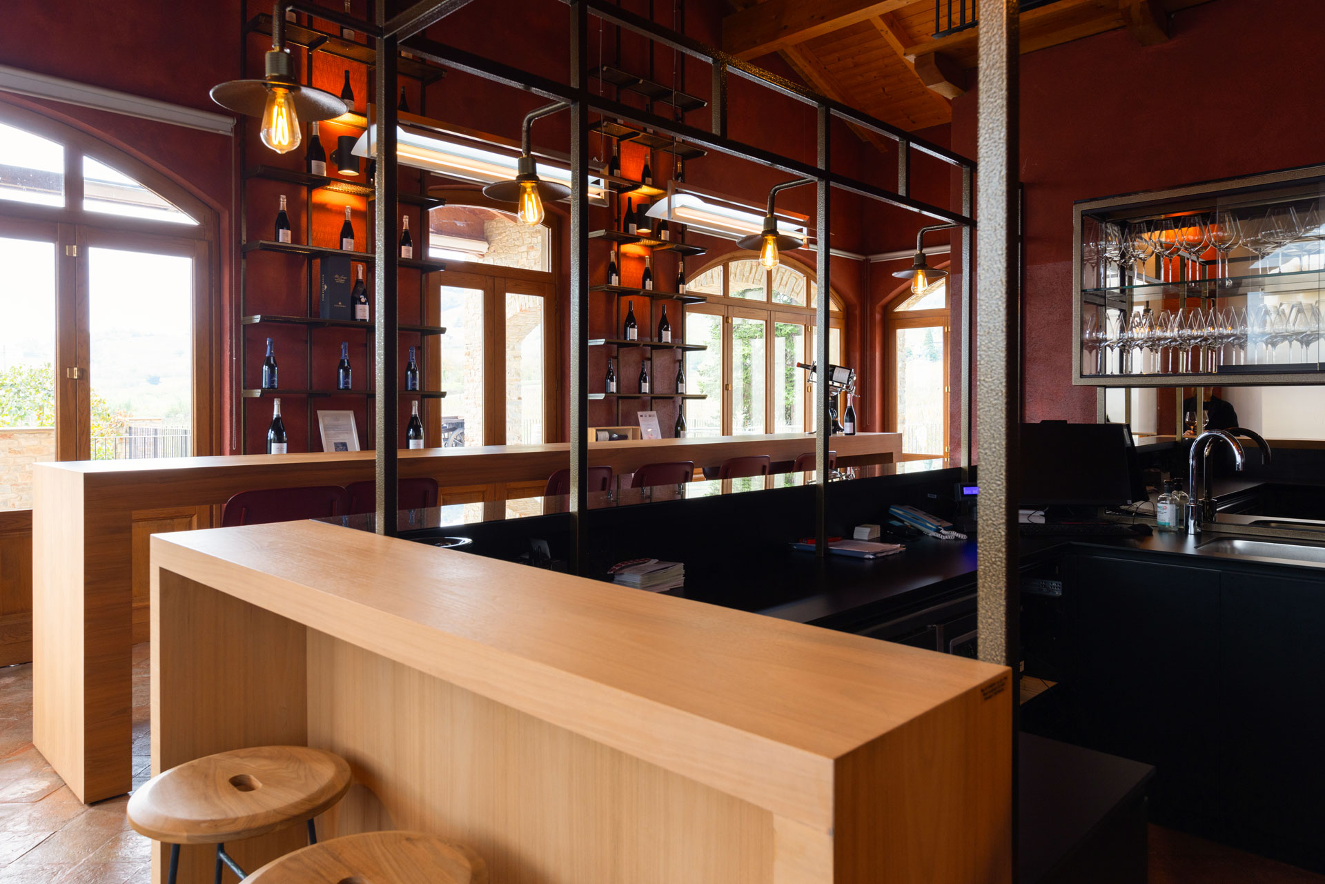 Sala-visite-e-degustazioni-Colombo